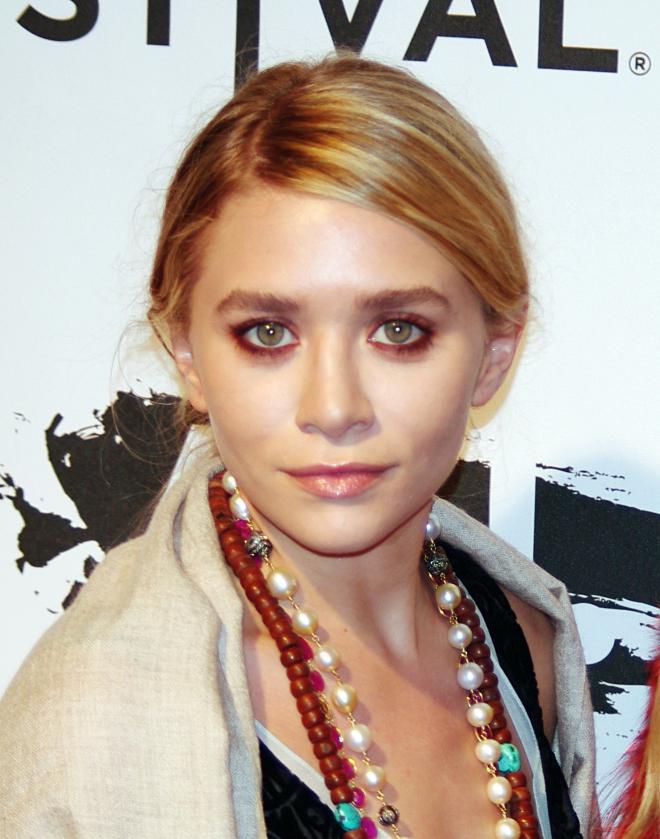 Ashley Olsen Net Worth & Biography 2022 Stunning Facts You Need To Know