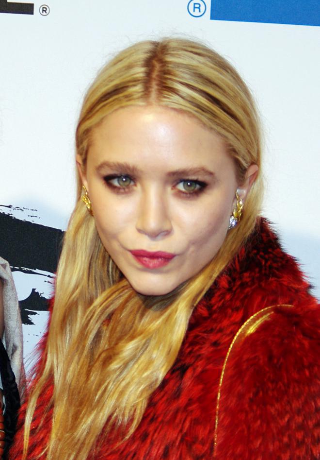 MaryKate Olsen Net Worth & Biography 2022 Stunning Facts You Need To