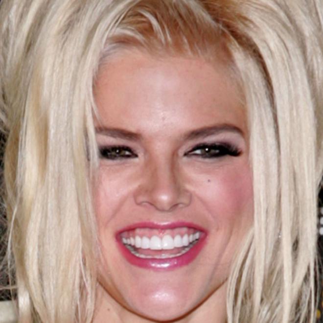 Anna Nicole Smith Net Worth & Biography 2022 Stunning Facts You Need
