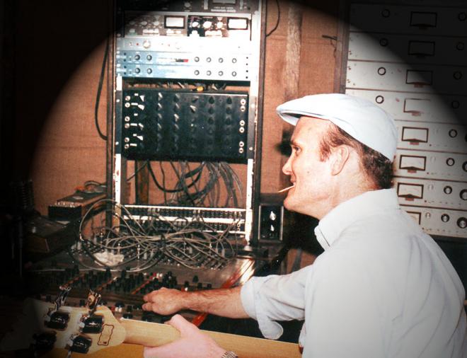 Sandy Lamont Net Worth 2024 Wiki Bio, Married, Dating, Family, Height