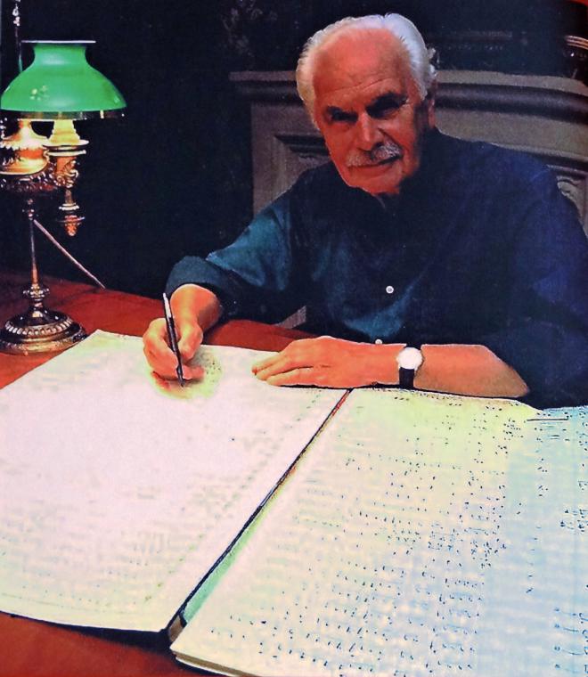 Laurie Johnson Net Worth 2023 Wiki Bio, Married, Dating, Family