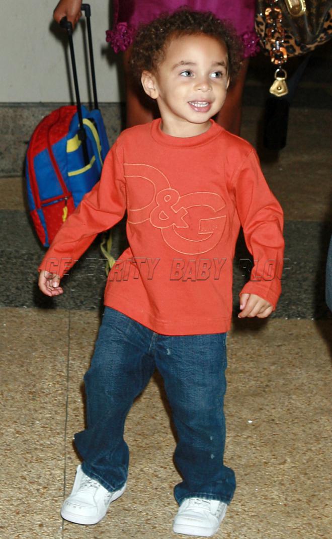 Daniel Julez Smith Net Worth 2024 Wiki Bio, Married, Dating, Family