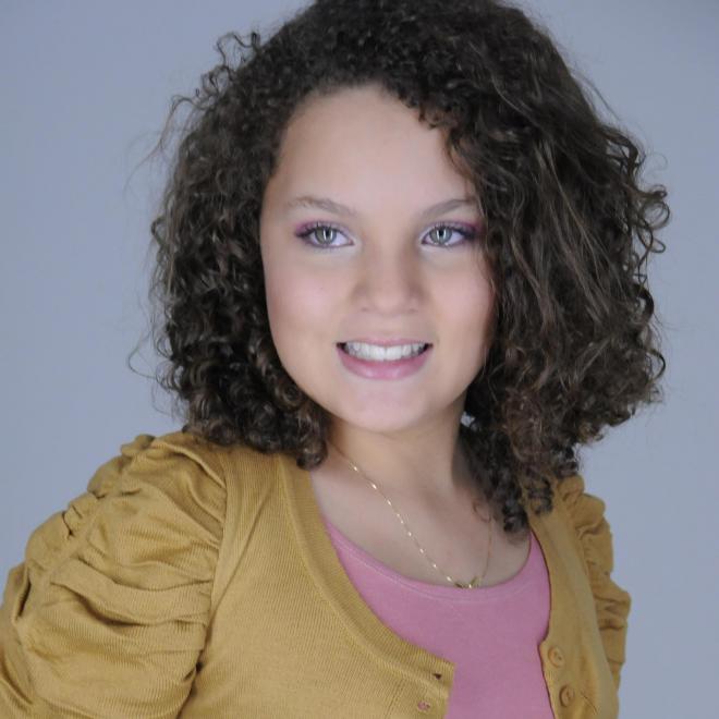 Julia Orsini Net Worth 2024: Wiki Bio, Married, Dating, Family, Height