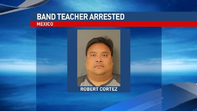 Robert Cortez Net Worth 2023: Wiki Bio, Married, Dating, Family, Height