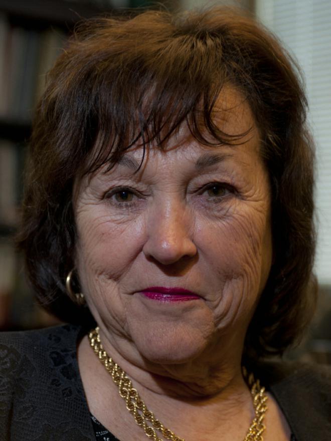 mary-blake-net-worth-2022-wiki-bio-married-dating-family-height