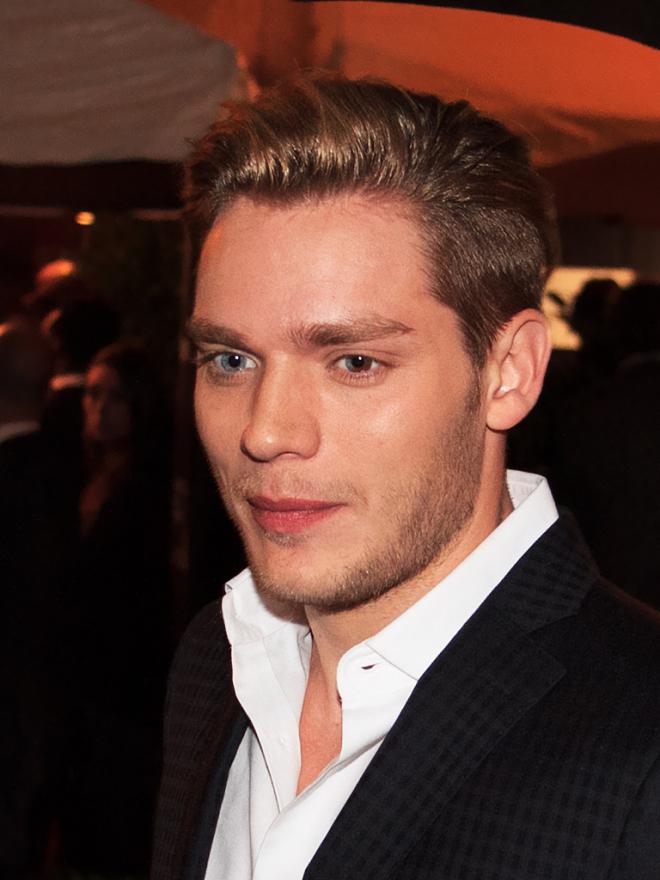 Dominic Sherwood Net Worth 2018 Hidden Facts You Need To Know