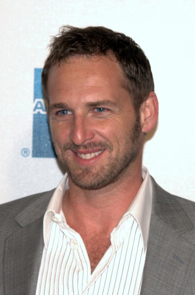 Josh Lucas Net Worth & Biography 2022 - Stunning Facts You Need To Know