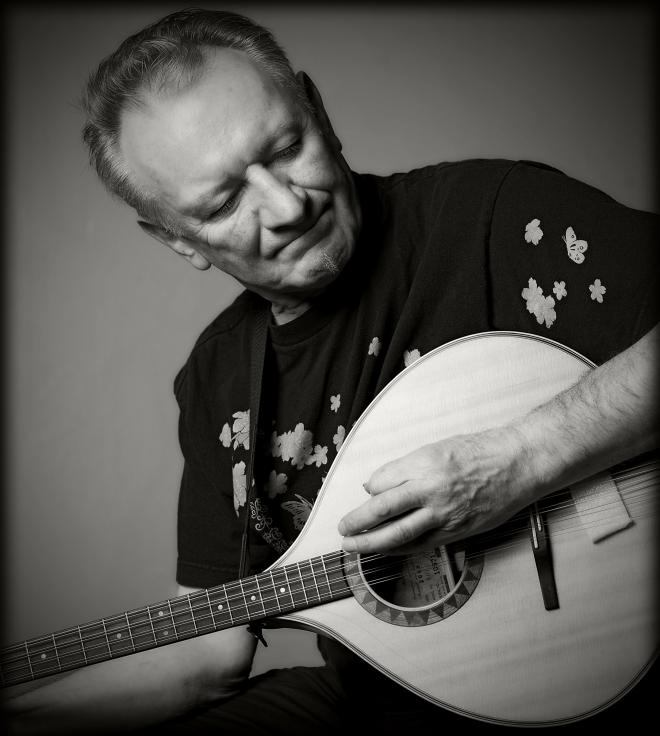 Donal Lunny Net Worth