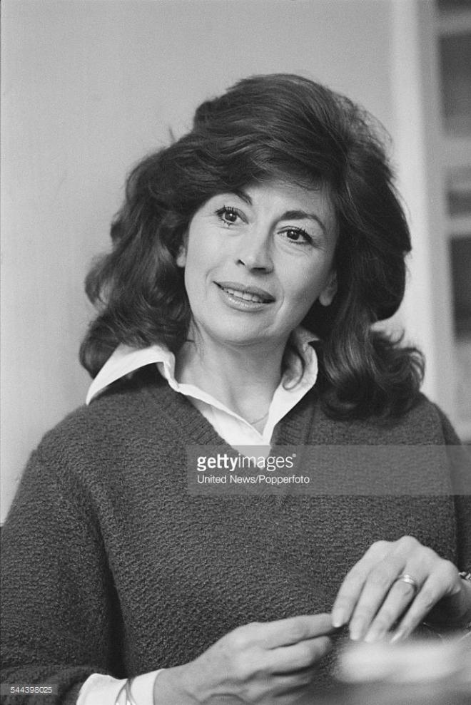 Nanette Newman Net Worth