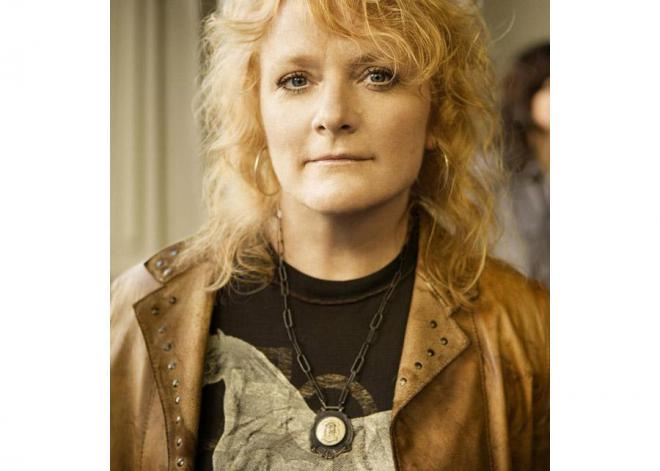 Emily Saliers Net Worth