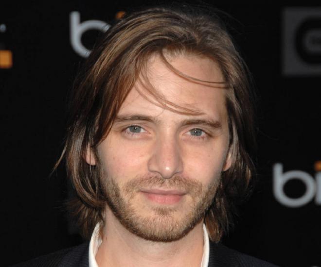 Aaron Stanford Net Worth 2024 Wiki, Married, Family, Wedding, Salary